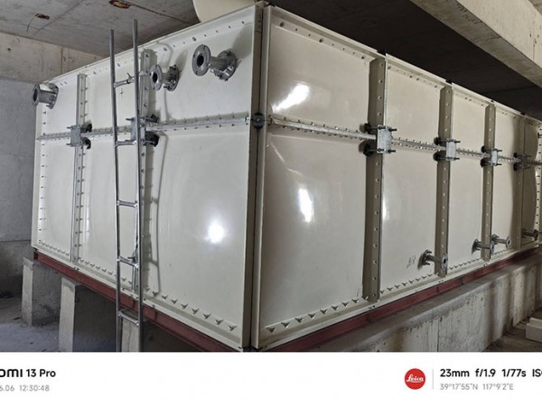 玻璃钢SMC模压水箱  玻璃钢消防水箱  玻璃钢人防水箱  玻璃钢组合水箱