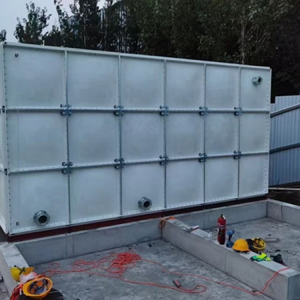 玻璃钢SMC模压水箱  玻璃钢消防水箱  玻璃钢人防水箱  玻璃钢组合水箱