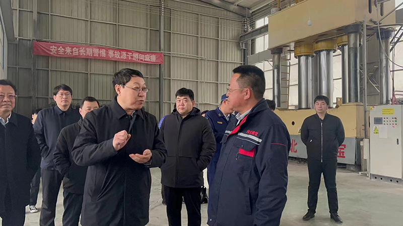 2024年1月31日县委书记刘新营及县领导班子来河北盛宝环保设备有限公司指导工作
